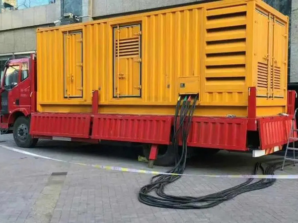 六枝特如何确定水冷式机油散热器密封件的规格型号？