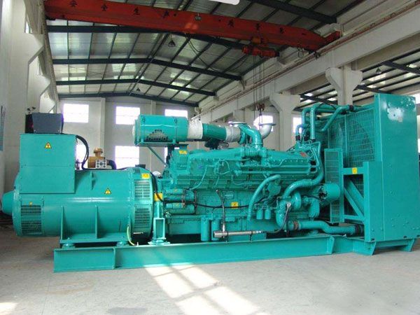 六枝特影响800KW发电机组油耗的因素有哪些？